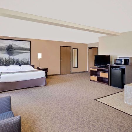 Super 8 By Wyndham Lebanon Hotel Eksteriør billede