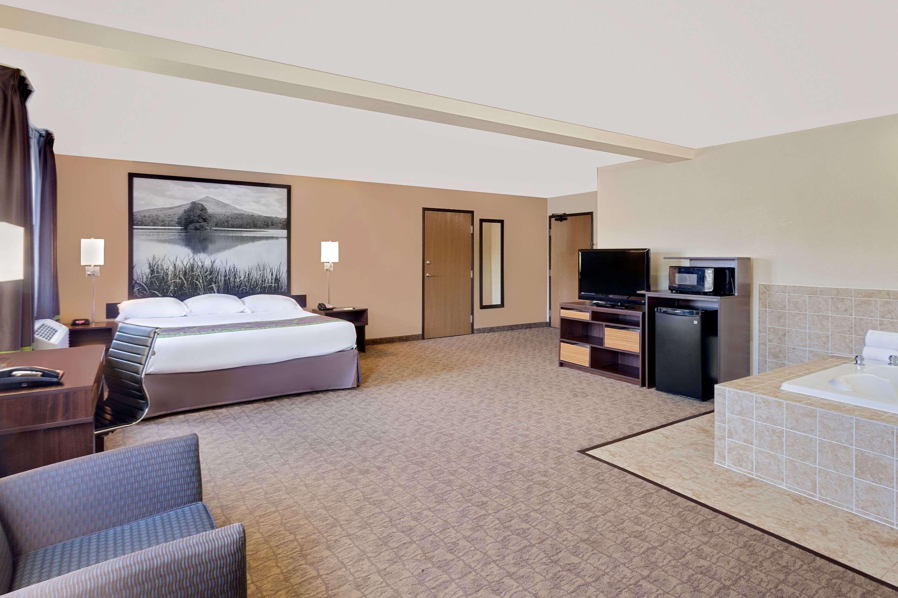 Super 8 By Wyndham Lebanon Hotel Eksteriør billede