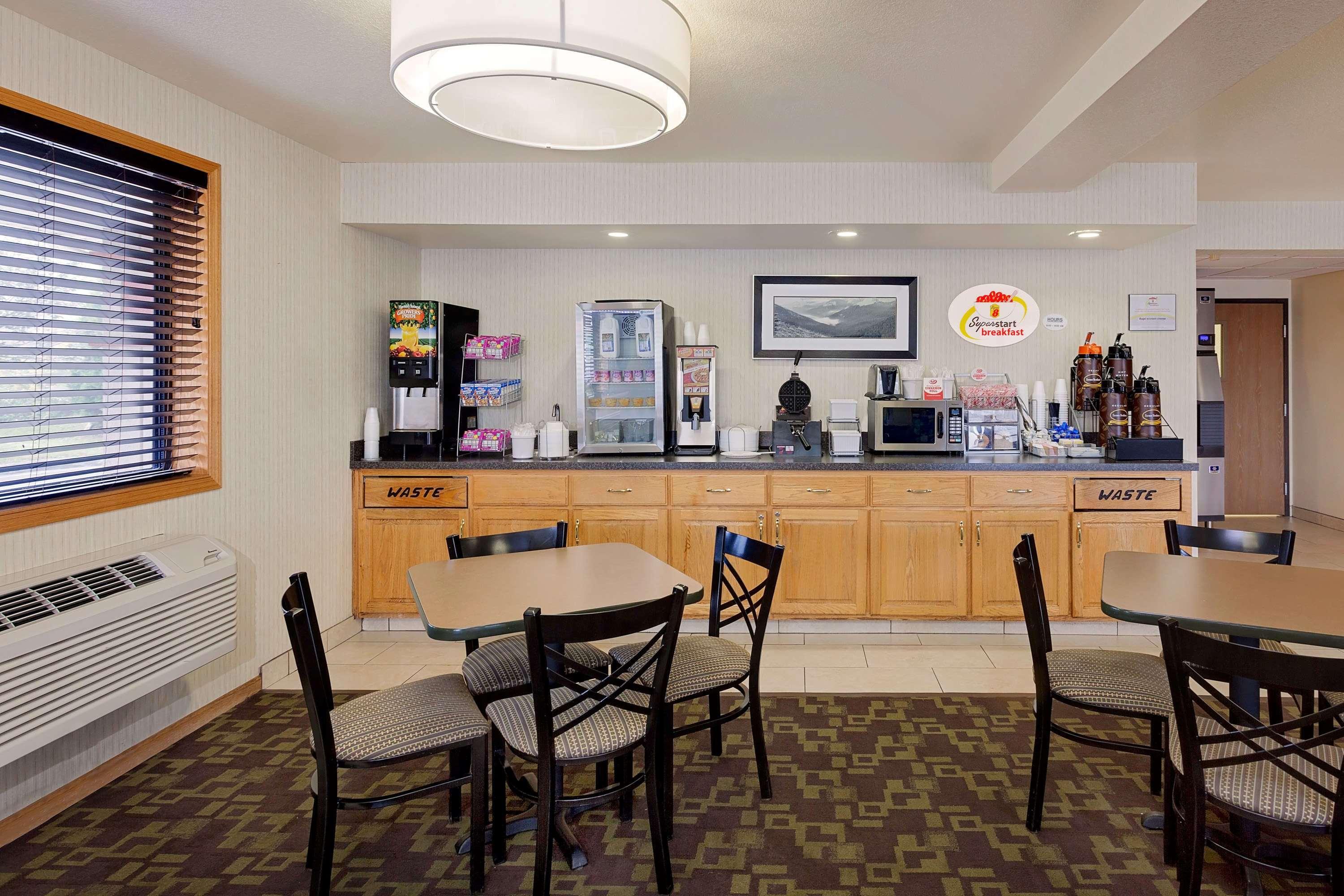 Super 8 By Wyndham Lebanon Hotel Eksteriør billede